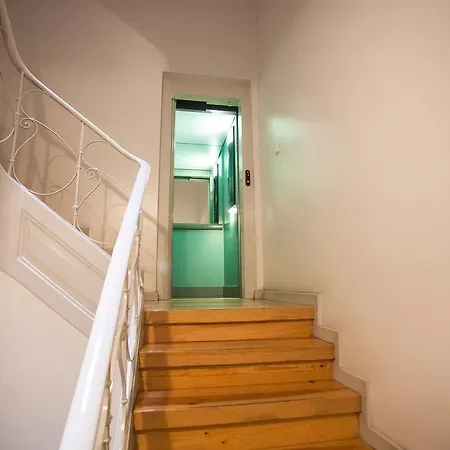 Lovelystay - Elegance And Charm! Lisbon Exterior photo